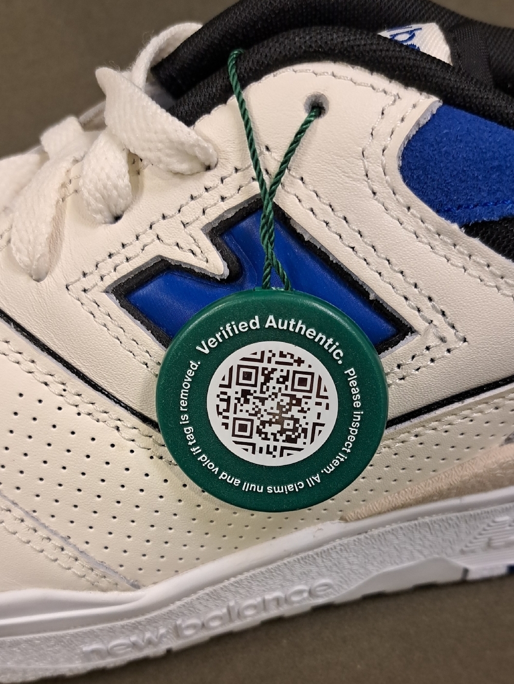 New Balance 550 - Color: Sea Salt/Team Royal - Size: Men 9 - Picture 11 of 11